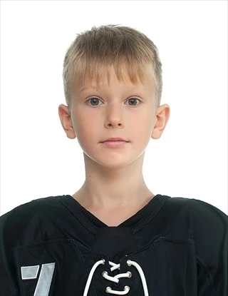 Пономарев Лев Петрович